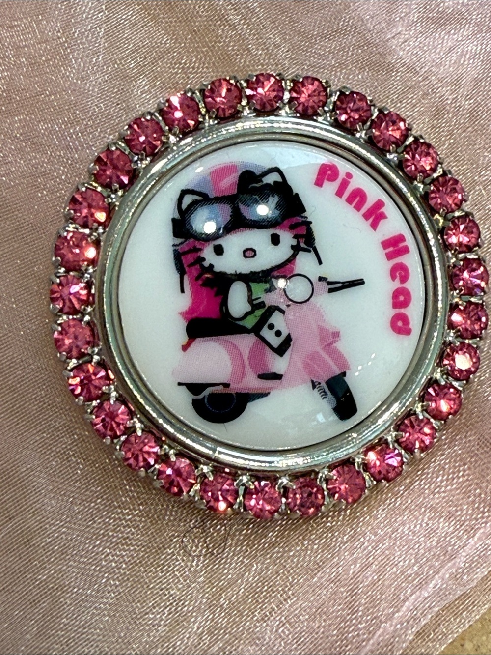 Vintage 2003 Tarina Tarantino Hello Kitty Pink Head Crystal Brooch Pin Y2K